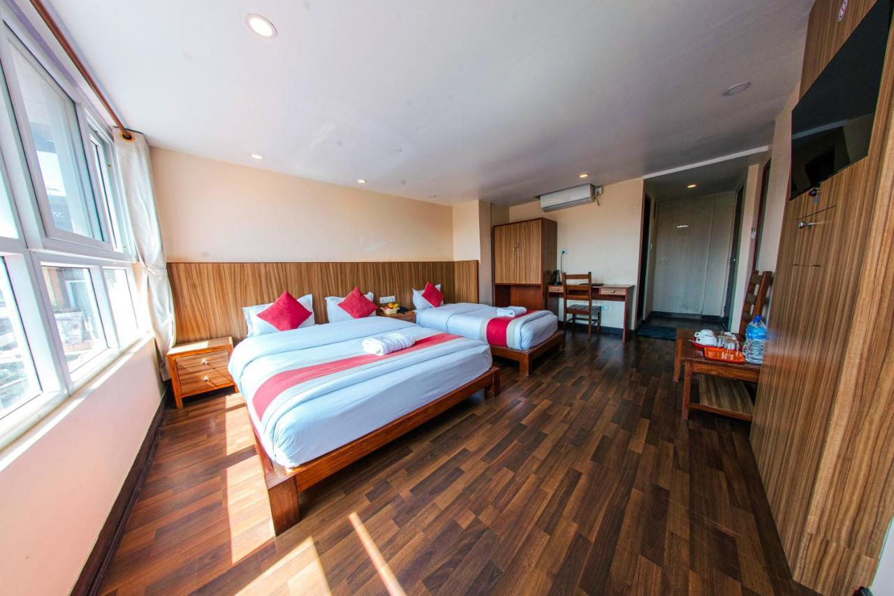 Hotel Chhimeki Kathmandu Esterno foto