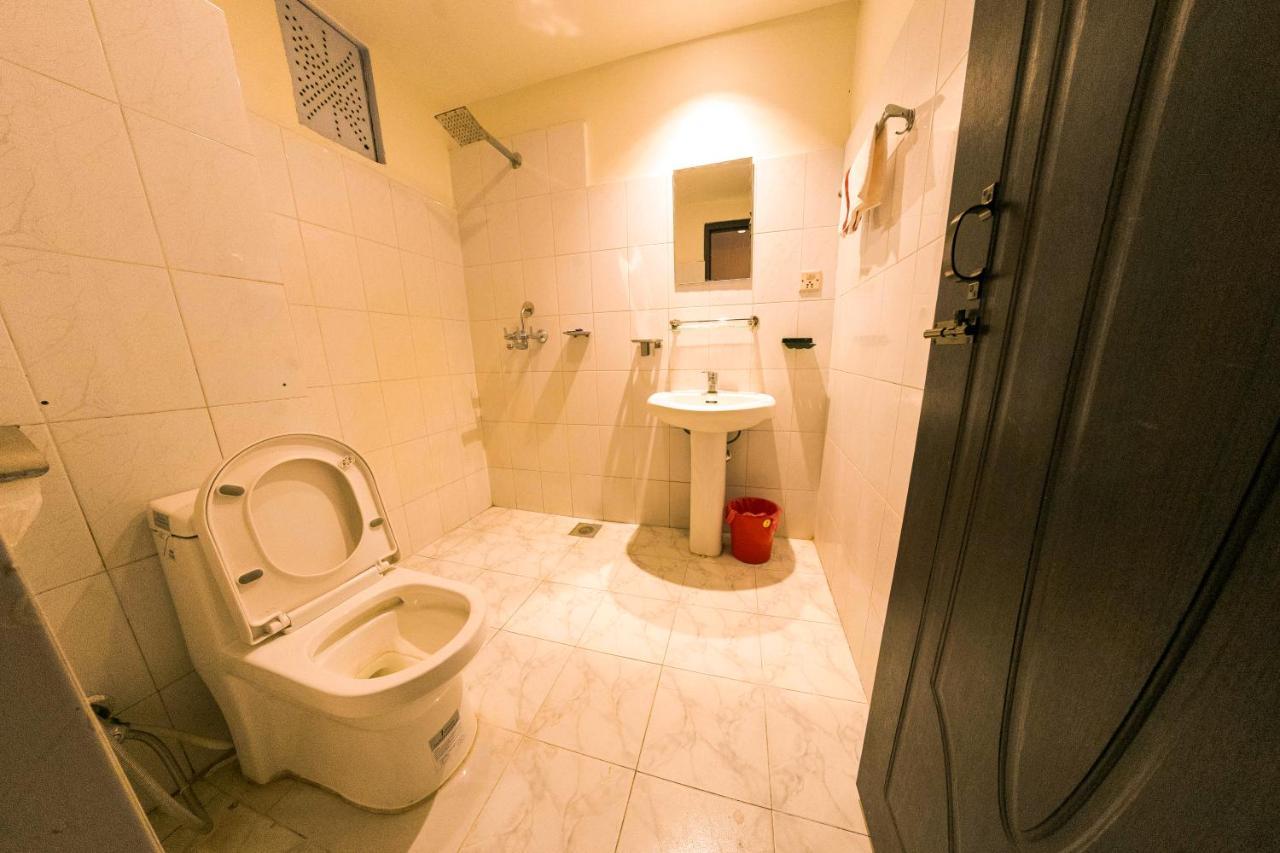 Hotel Chhimeki Kathmandu Esterno foto